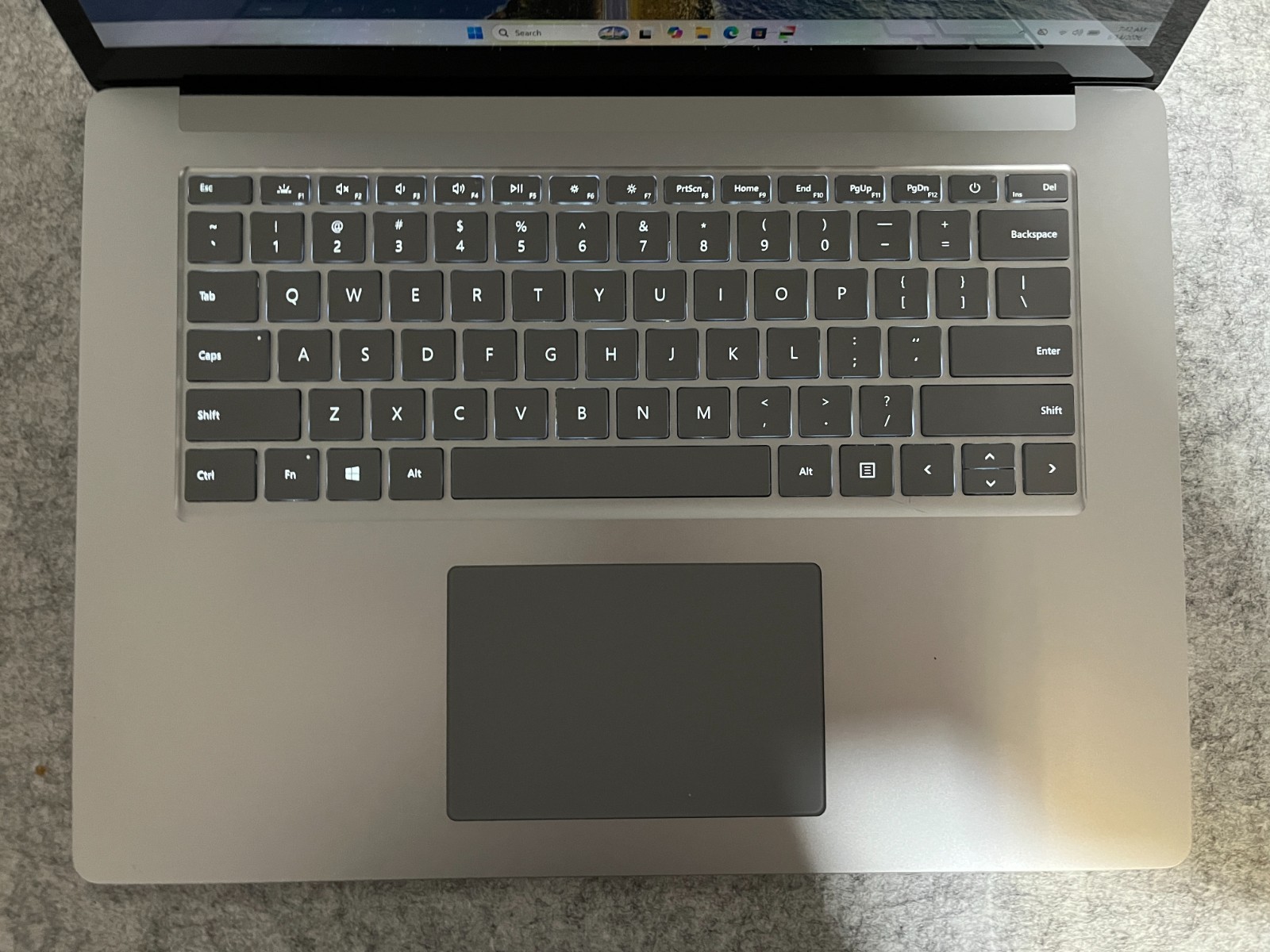 Microsoft Surface Laptop 4 15″ Intel i7-1185G7 16G 512GB SSD Windows 11 Home