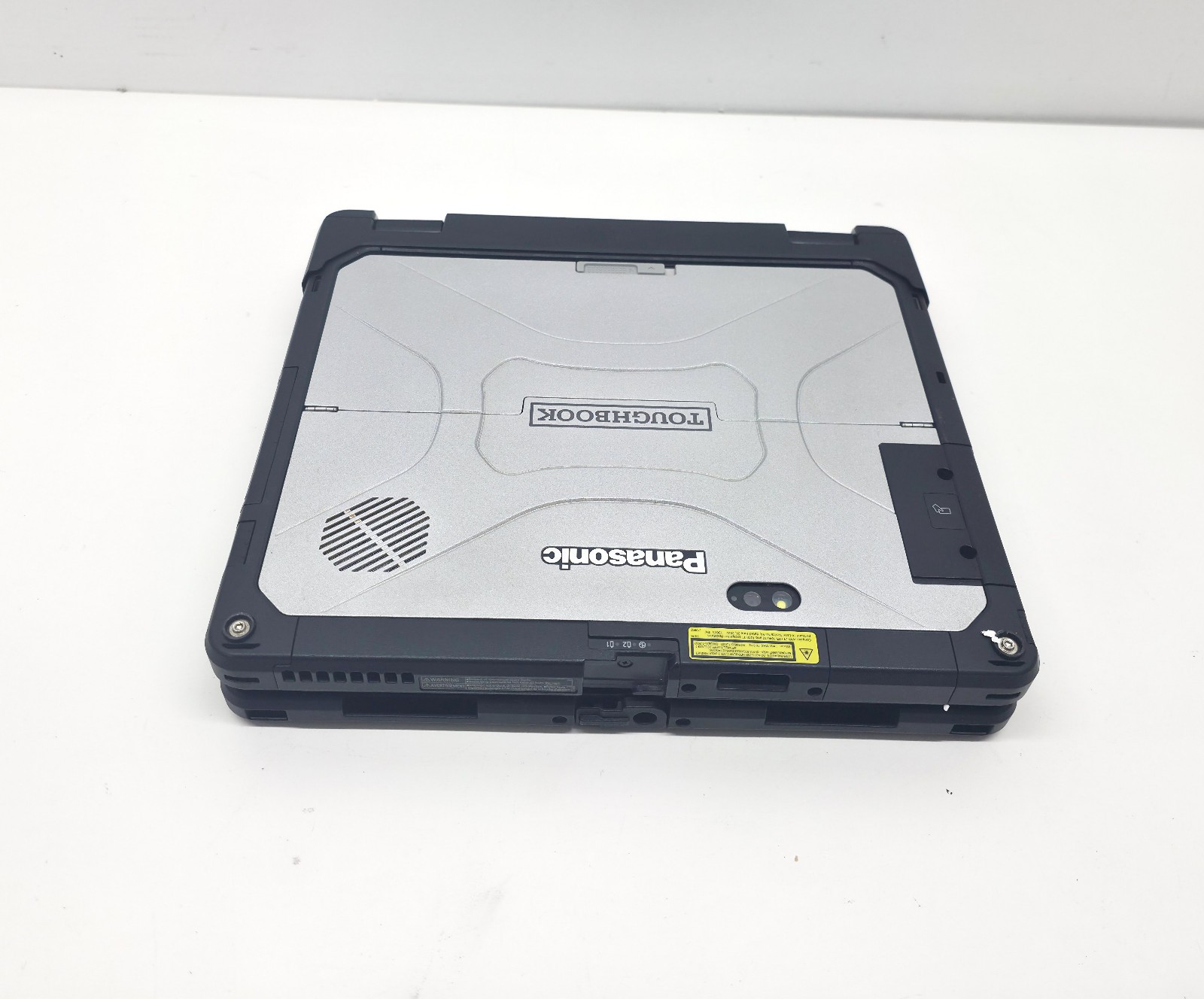 Panasonic Toughbook CF-33 Core i5 7th gen. 8GB 128GB SSD Win 11 Pro 2D Barcode