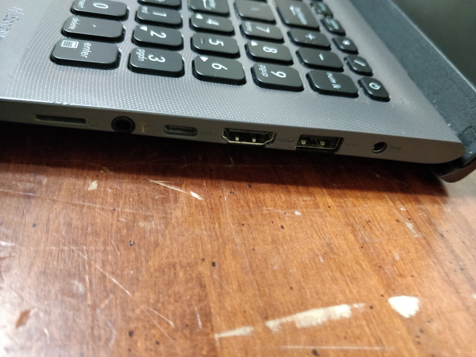 Asus Vivobook F512D Ryzen 5 5500U@2.10GHz 8GB RAM NO DRIVE PARTS 8706