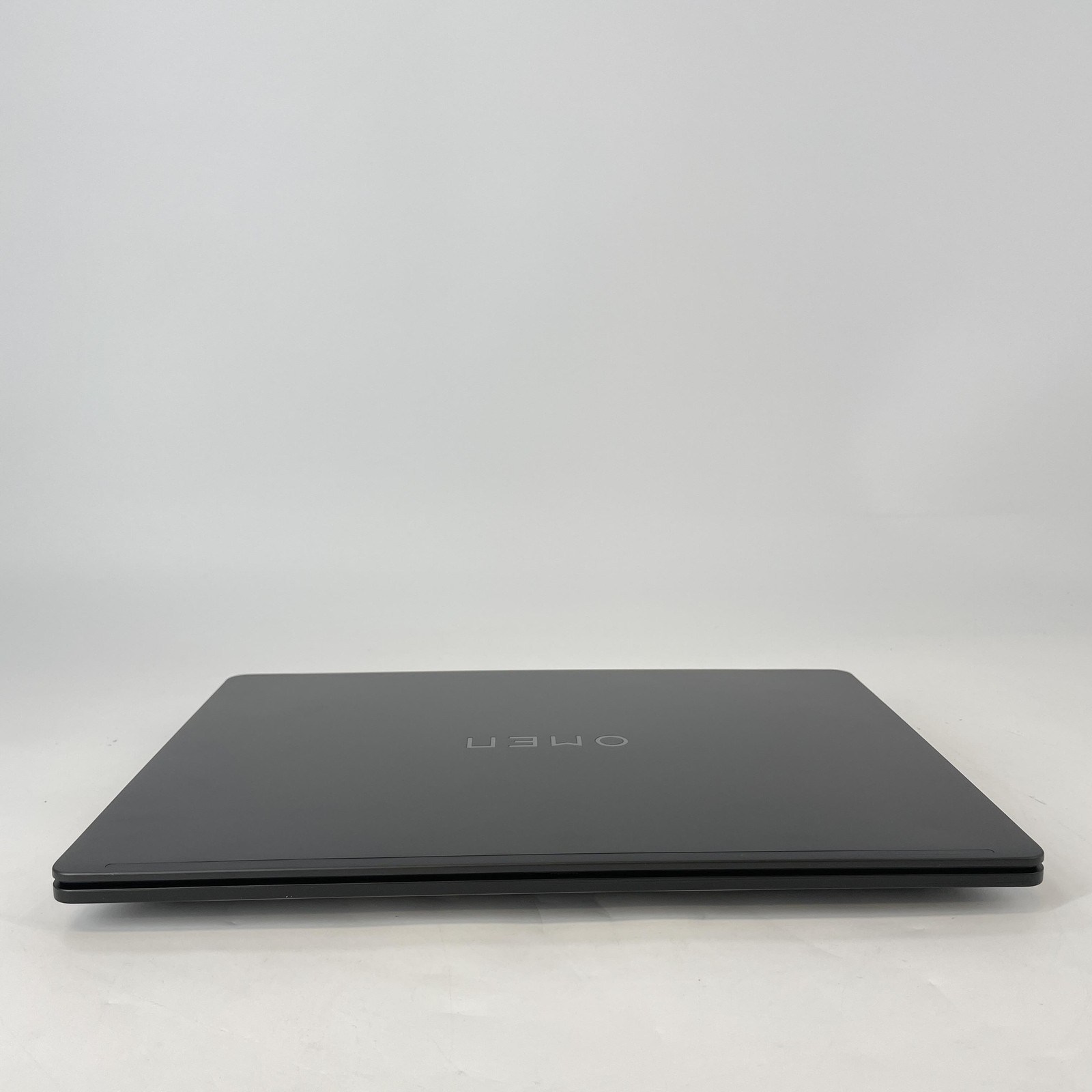 HP Omen Max 16 240Hz QHD+ 2.7 GHz Ultra 9 275HX 64GB 2TB SSD NVIDIA RTX 5080