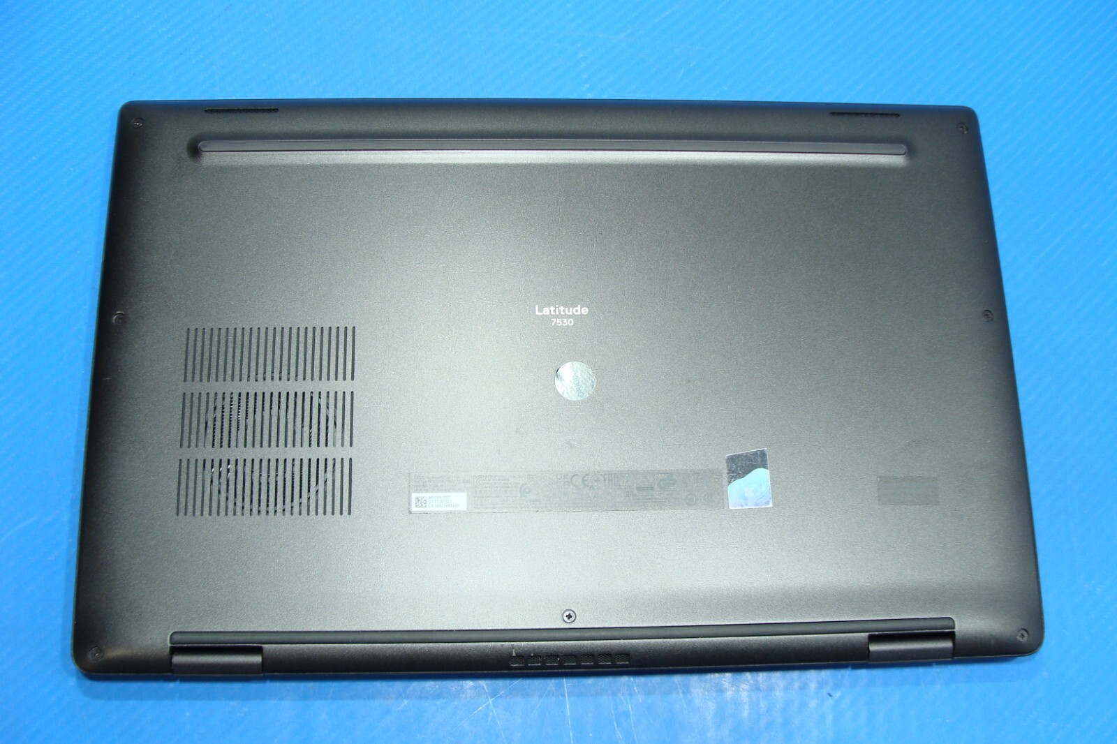 Dell Latitude 7530 15.6″FHD i5-1245U 1.3GHz 8GB 256GB SSD Windows 11Pro Warranty