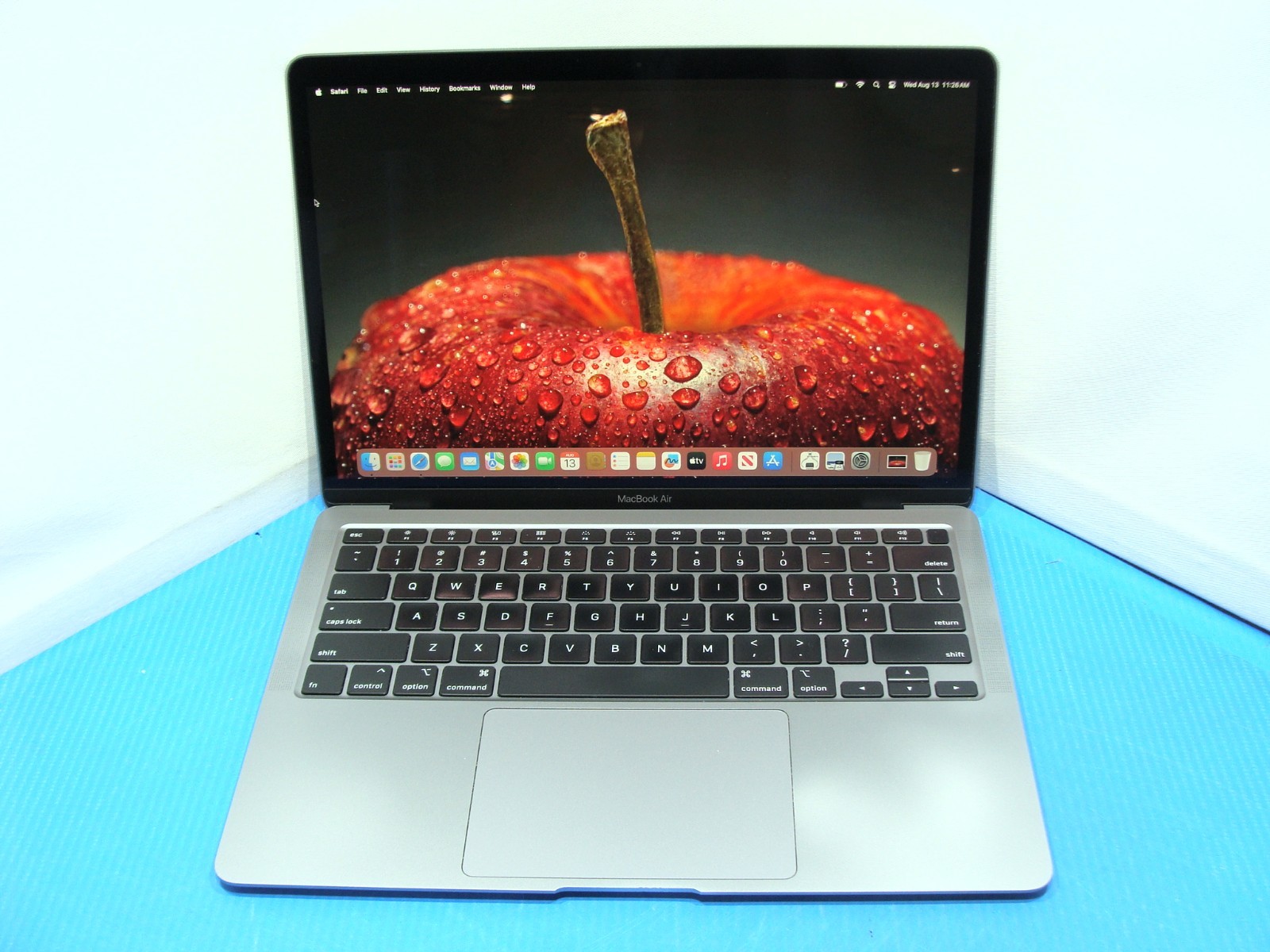 Apple MacBook Air 13.3″ A2179 2020 i5-1030NG7 1.1GHz 16GB 256GB Sequoia MVH2LL/A