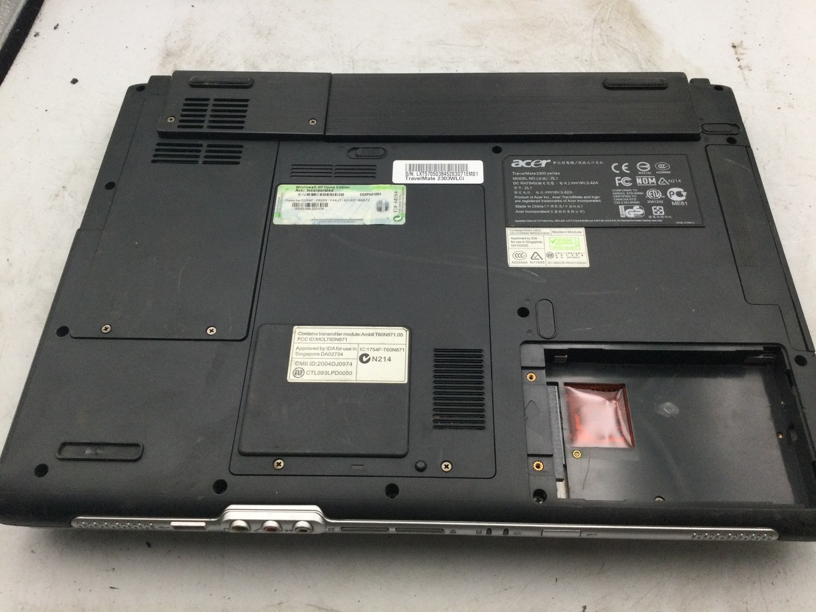 ACER TRAVELMATE 2300 – BOOTS TO BIOS – INTEL CELERON M – 256MB RAM – READ – BB