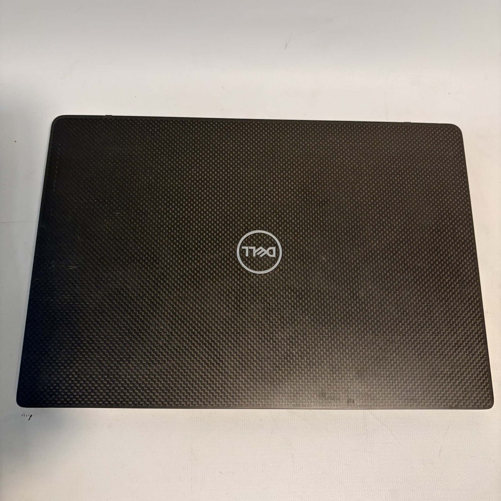 Dell Latitude 7300 Laptop i7-8665U 16GB DDR4 13.3″ HD 65W AC NO HDD OS
