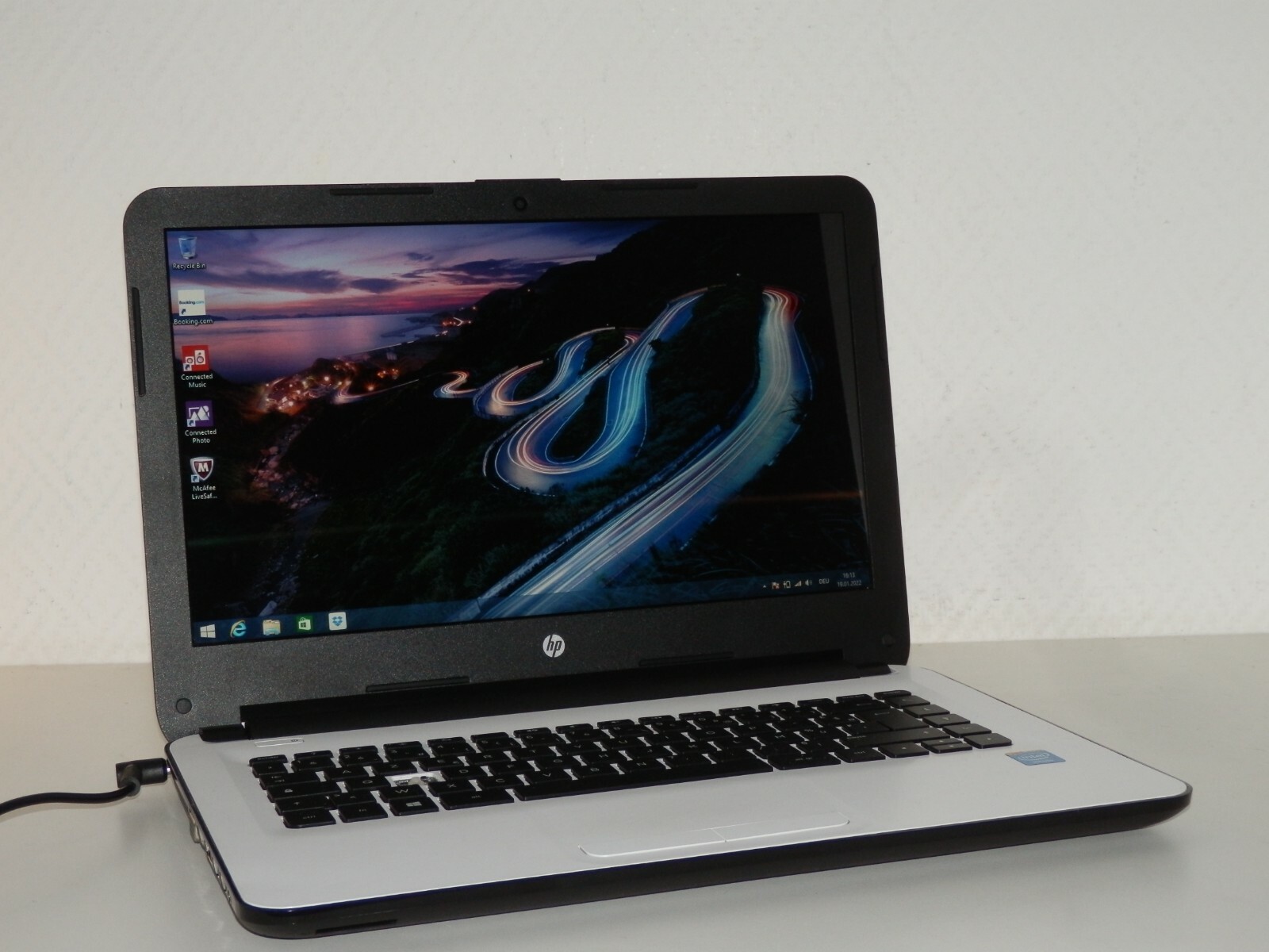 HP Laptop 14-ac000nf, Intel Celeron N3050, 2GB Ram, 32GB eMMc, 14″ Zoll HD, OVP