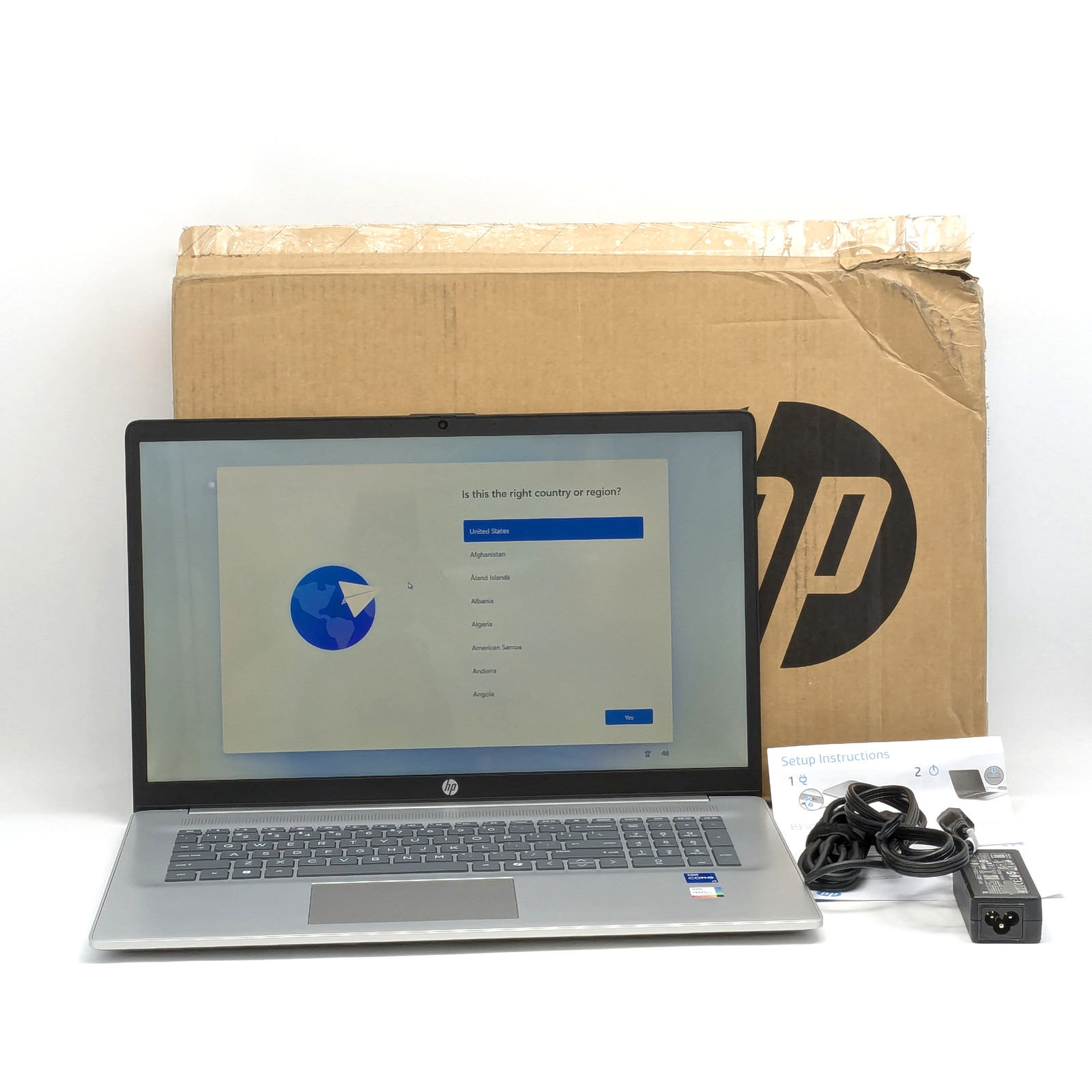 HP Laptop 17-cn3577nr 17.3″ i7-1355U 32GB DDR4 1TB SSD Windows 11 Home