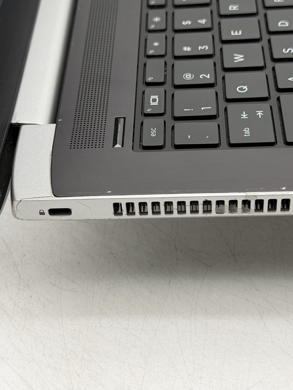 HP ProBook 440 (G5) 14in i5-7200U 8GB 256GB No OS [Read]