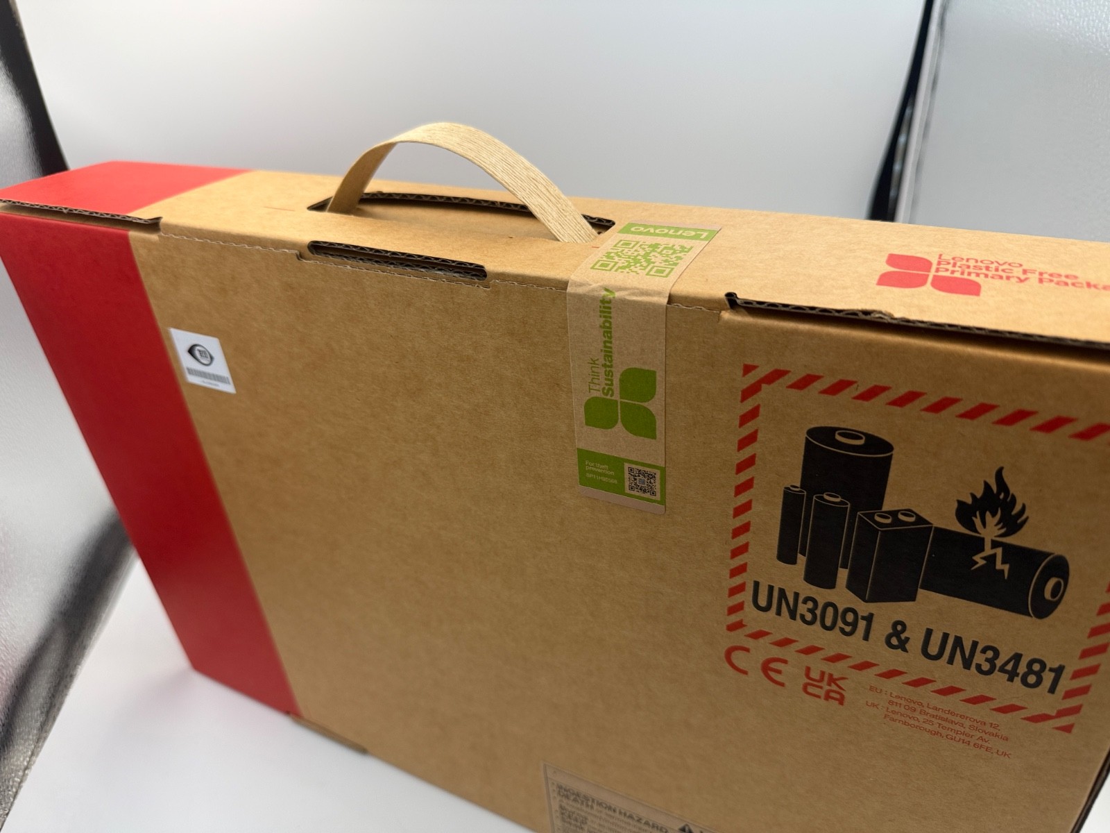 Lenovo ThinkPad X1 Carbon Gen 13 Aura 14″ Ultra 7 32GB 512GB OLED 21NS0014US NEW
