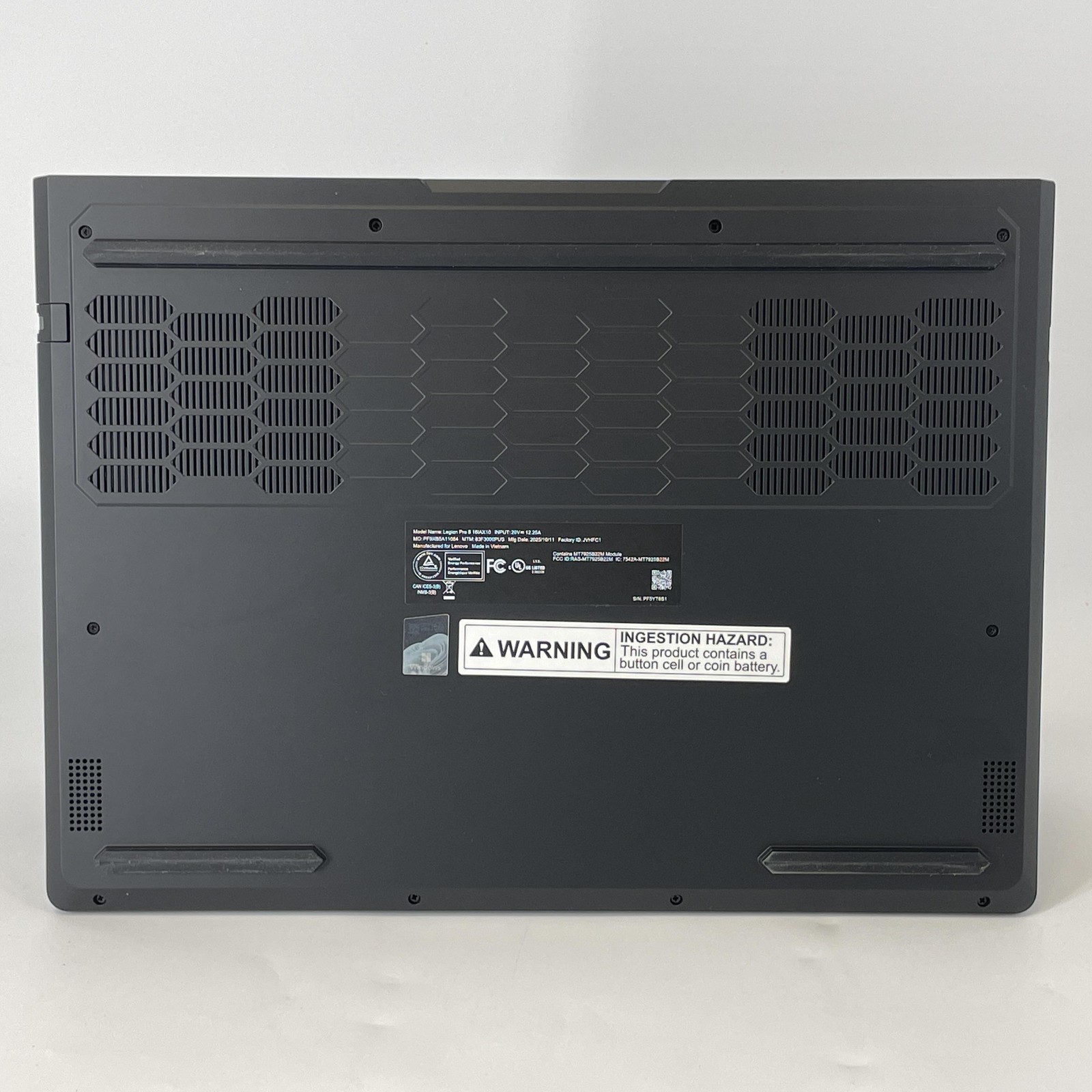 Lenovo Legion Pro 5i Gen 10 16 165Hz QHD+ 2.4GHz Ultra 7 255HX 16GB 1TB RTX 5070