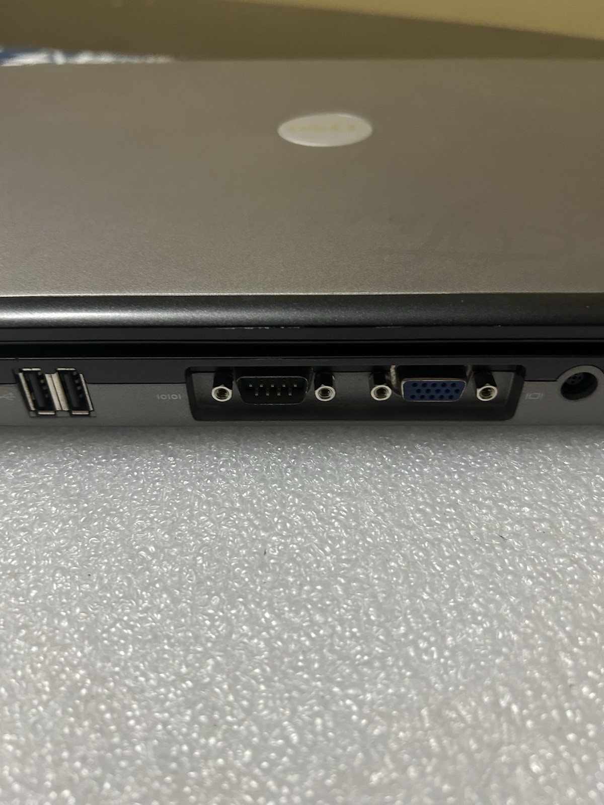 Dell Latitude D630 1GB RAM Laptop Windows Vista Business DVD/CD 14″ With Charger
