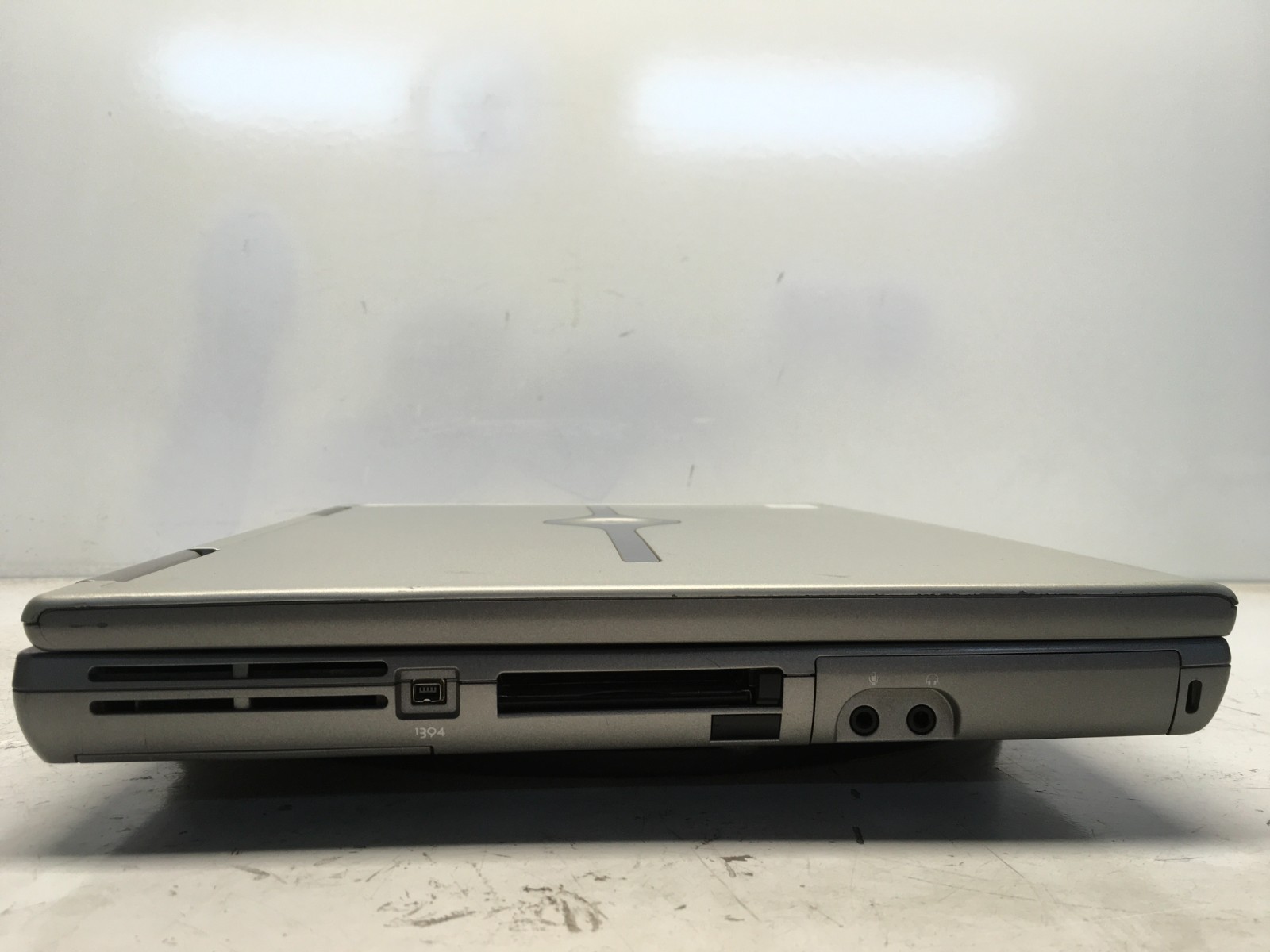 Dell Inspiron 8500 Intel Pentium 4 1.2GHz 512 MB NO HDD