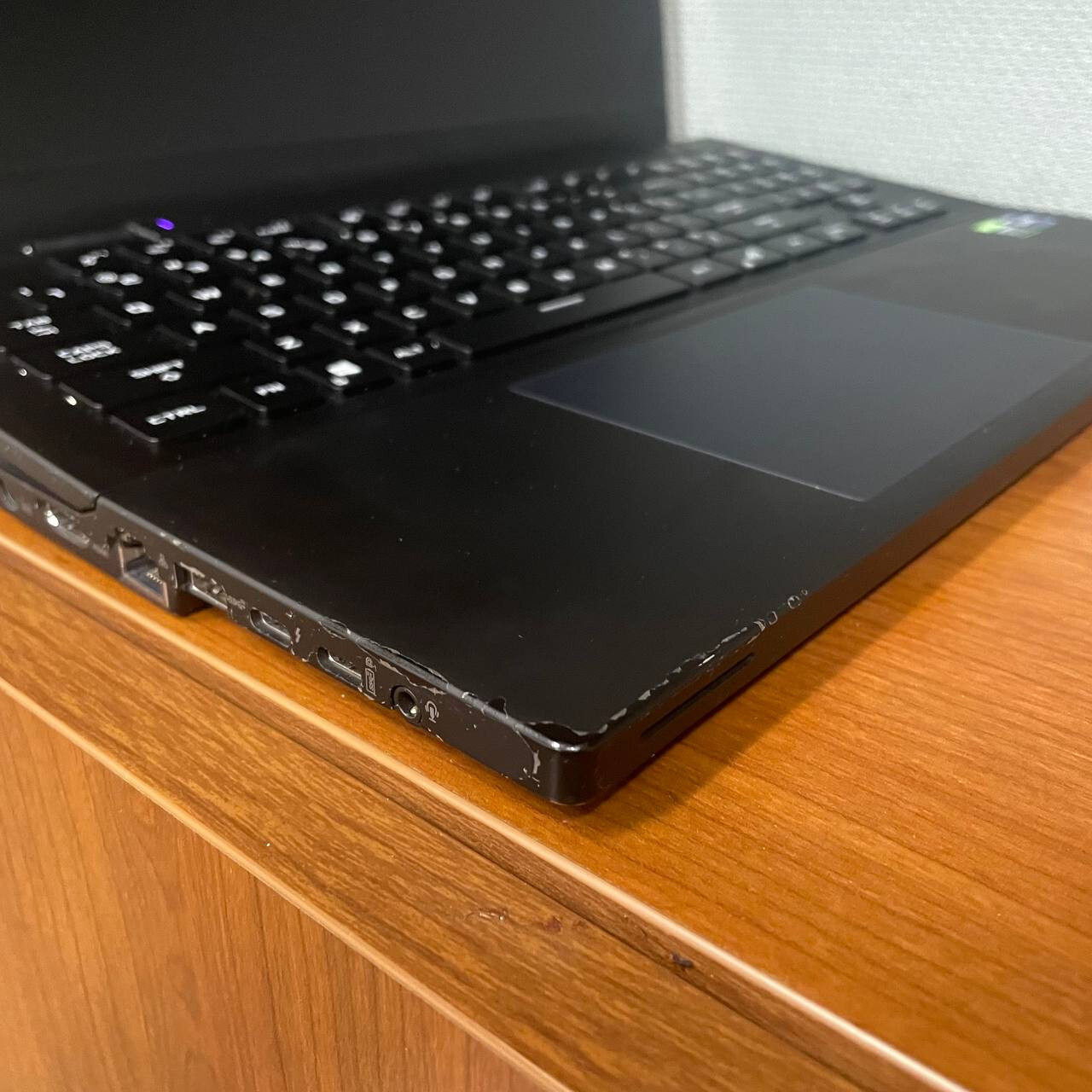 Asus ROG Zephyrus s17. RTX 3080, i9-11900H. 165Hz 2K Panel