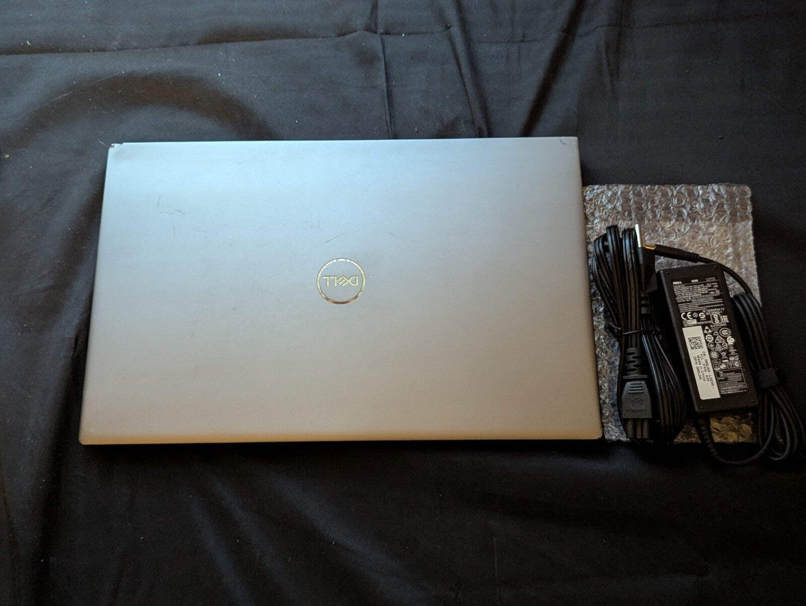 Dell Laptop – Vostro 15 5510 – i5-11320H 16GB 256GB SSD 15.6 FHD W11P
