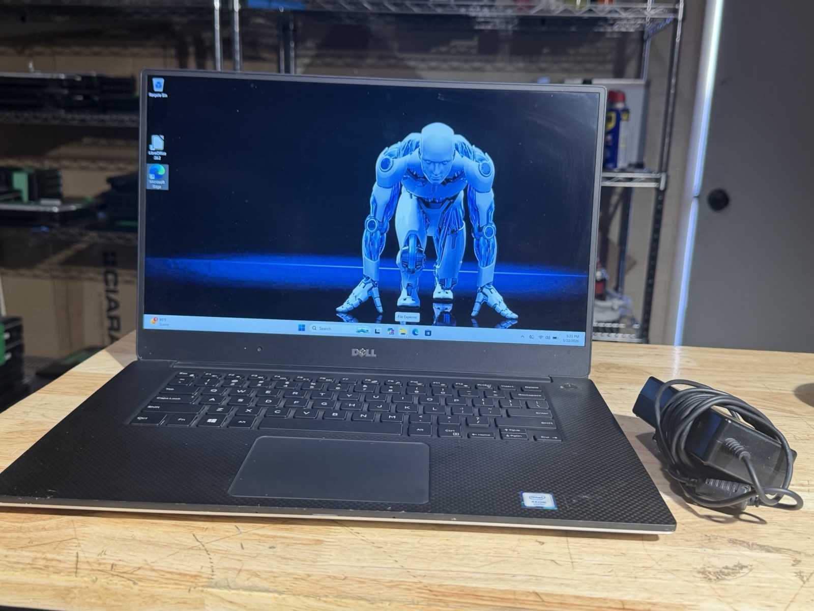 Dell Precision 5510 Xeon E3-1505M v5 16GB RAM 512GB SSD Quadro M1000M Win11