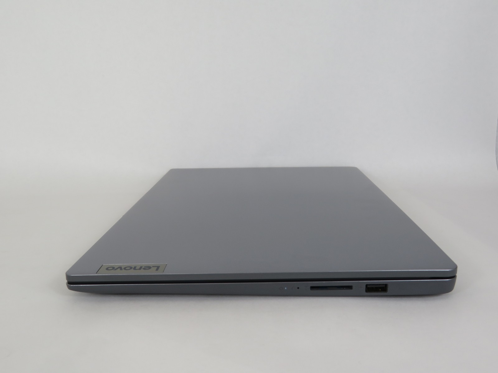 Ideapad Slim 3 15IRU9 15.6in FHD Intel Core 5 120U 1.4GHz 8GB RAM 256GB SSD