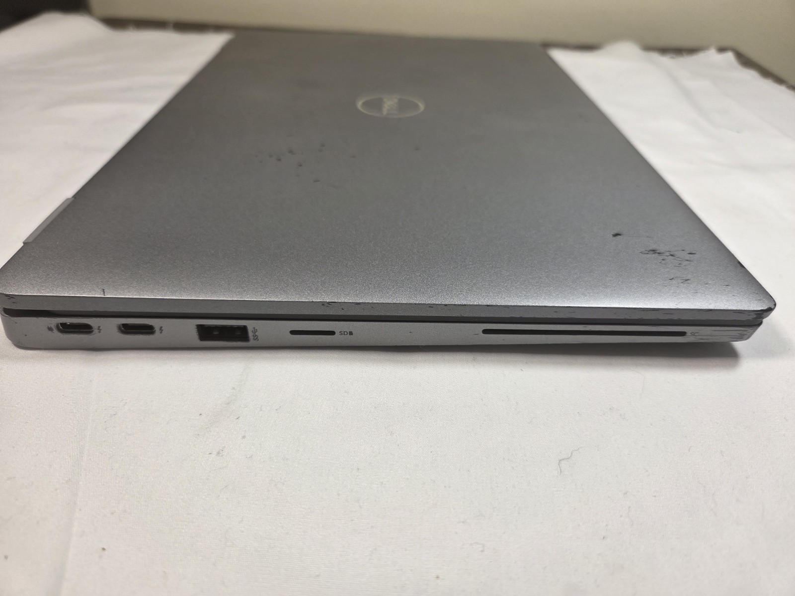 Dell Latitude 5320 13.3″ FHD 256GB SSD i5-1145G7 2.6GHz 16GB FCTY BOX BAT FAIR