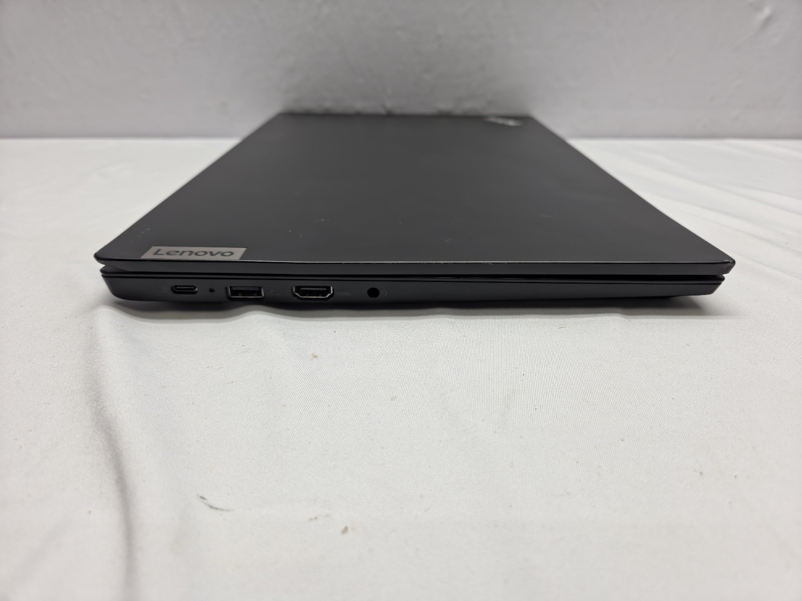Lenovo ThinkPad E15 Gen 4 8GB RAM 256GB SSD 15.6” FHD *AS-IS* (21EE-S1YE00)