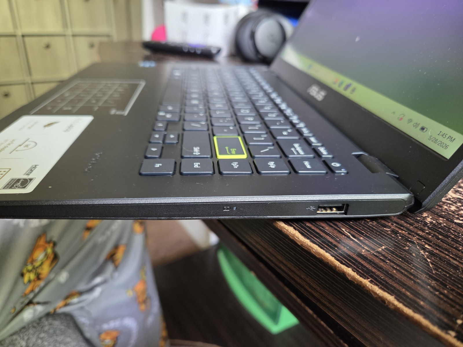 ASUS VivoBook E410KA 14″ Intel Pentium N6000 4GB 64GB eMMC Win 11 Black
