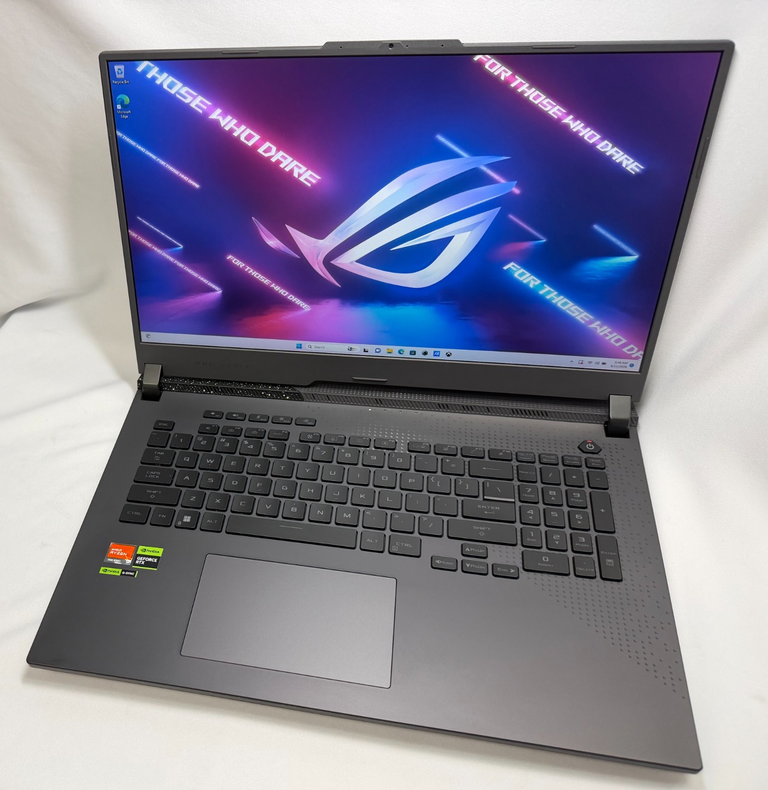 ASUS ROG Strix G713PU 17.3″ FHD 144Hz Ryzen 9 7945HX 16GB 1TB SSD RTX4050 Win 11
