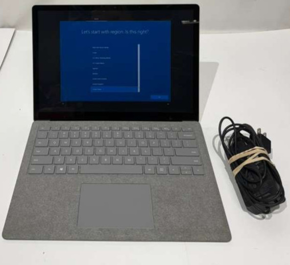 Microsoft Surface Laptop 13.5” Touchscreen i5 8GB 256GB SSD Platinum