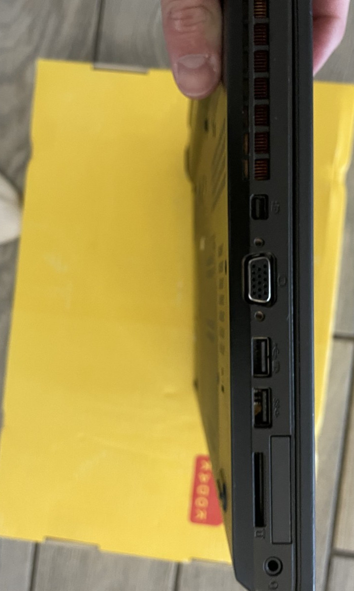 Lenovo ThinkPad T540P(176 SSD, Intel Core i5-4300, 2.50Ghz, 12GB RAM) Windows 11