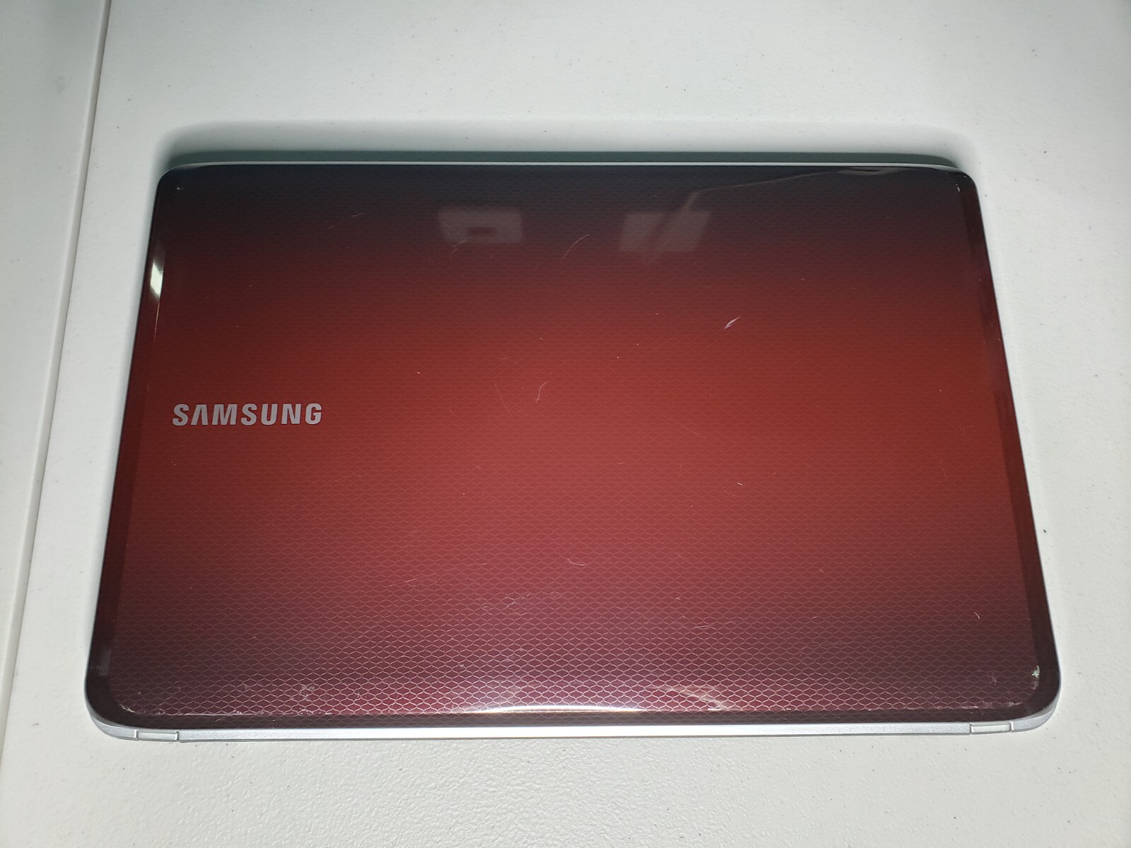 Samsung NP-R530 15.6″ Pentium T4400 2.2GHZ 4GB 120GB SSD WIN10H