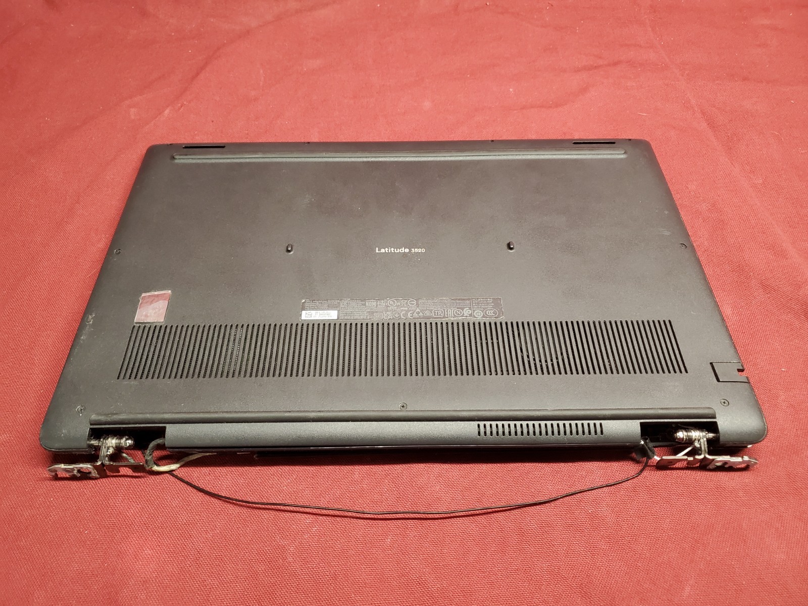 Dell Latitude 3520 i5 1135G7 2.40GHz/ 4GB/ NO SSD *Parts* #2844