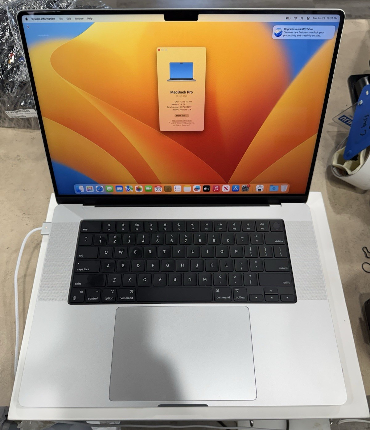 Apple MacBook Pro M2 Pro 16″ 16GB 512 GB Silver A2780 2 Cycle Counts! 100% Batt