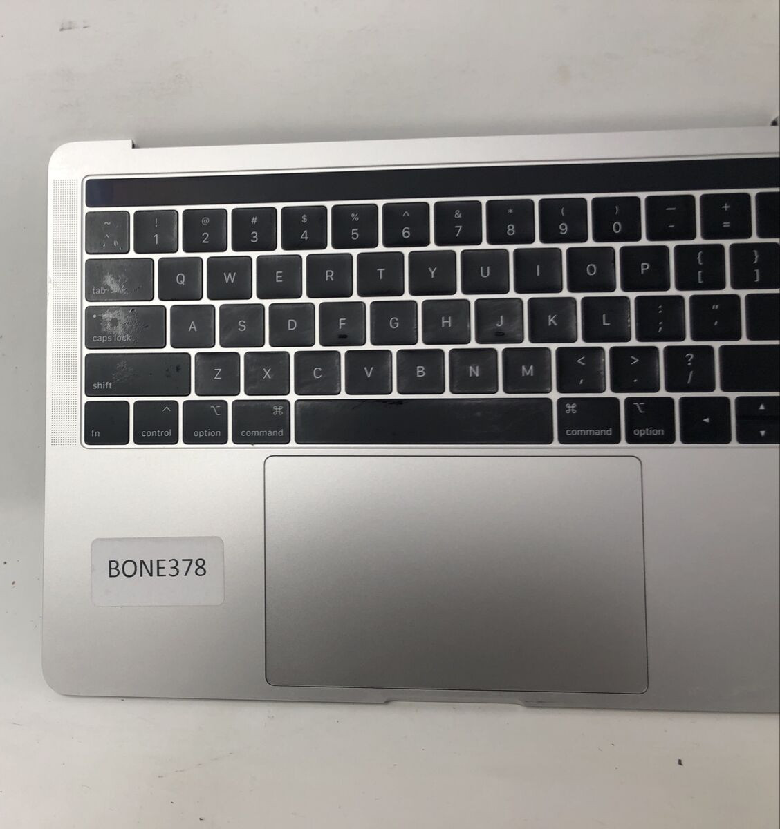MacBook Pro A1989 Keyboard and Bottom Cover – Apple