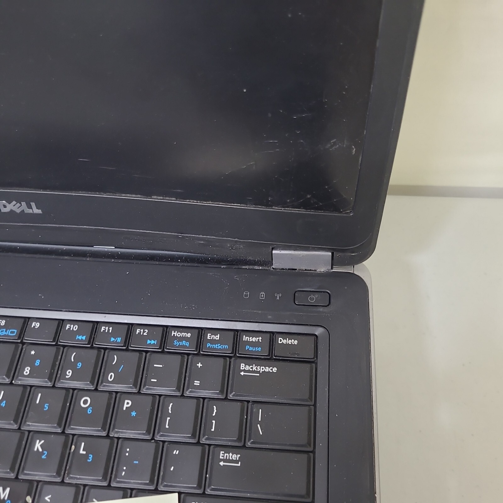 Dell Latitude Laptops E6440 14″ NO OS NO HDD READ AS IS CRACKED SCREENS