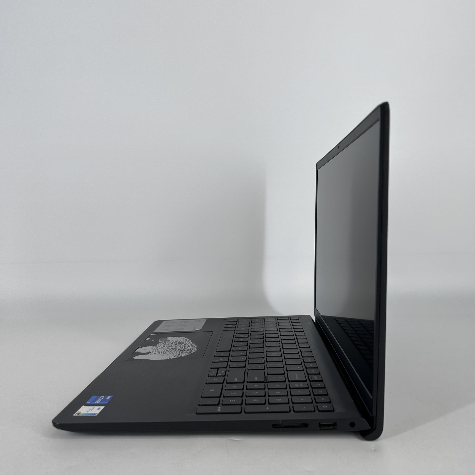 Dell Inspiron 3520 15.6 Black FHD 1.7 GHz i7-1255U 16GB 512GB SSD Fair