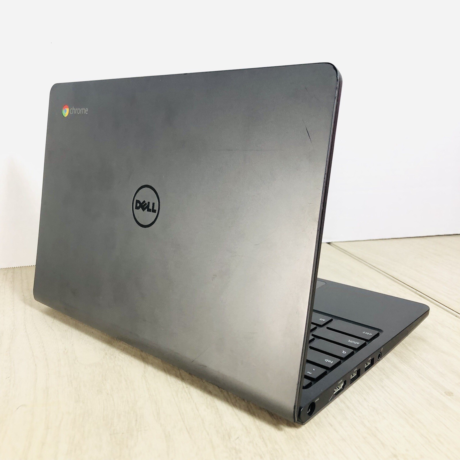 Dell ChromeBook 11 CB1C13 11″ Intel Celeron CPU 4GB RAM 16GB W Accessories Clean