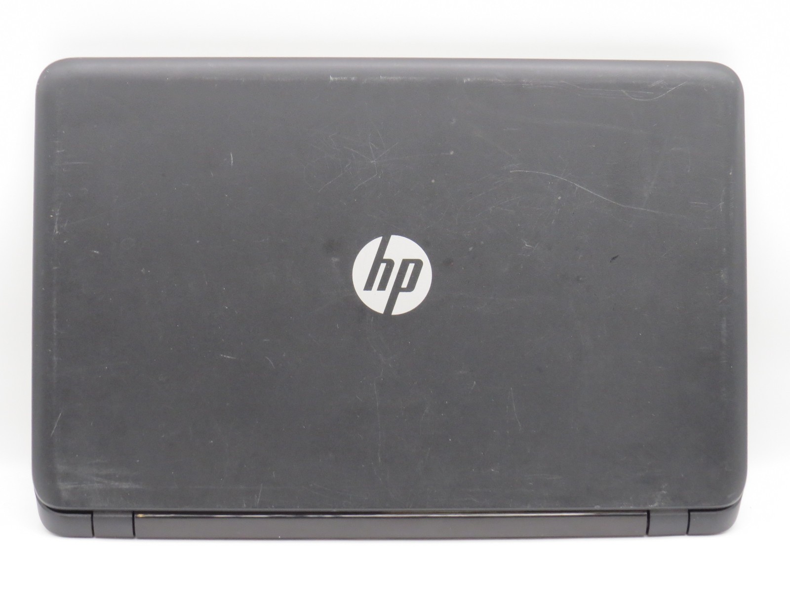 HP 15-f100dx | AMD A8-6410 @ 2GHz | 6GB DDR3 | 256GB SSD | 15″ | No OS