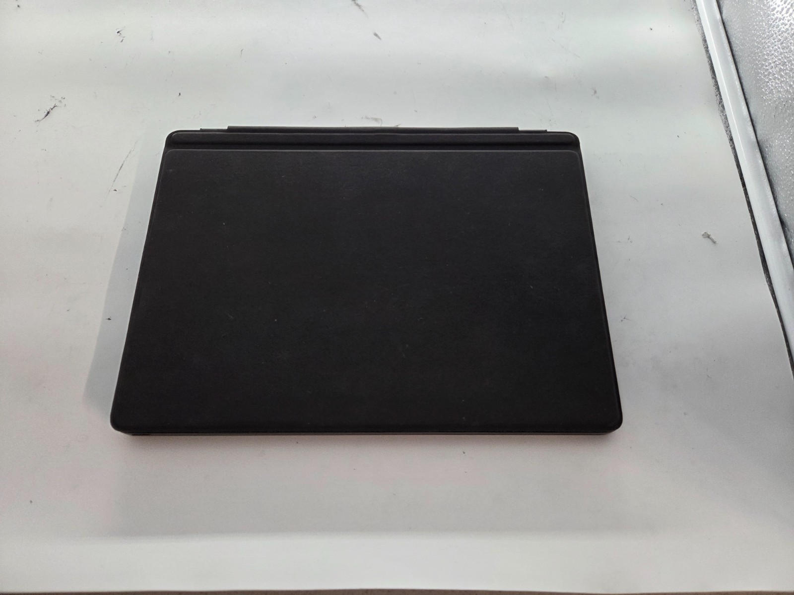 651146 Latitude5285 2in1 w/charger.i5-7300U.8GB.256GB M.2.12.3″ Touch.W11.Nice!