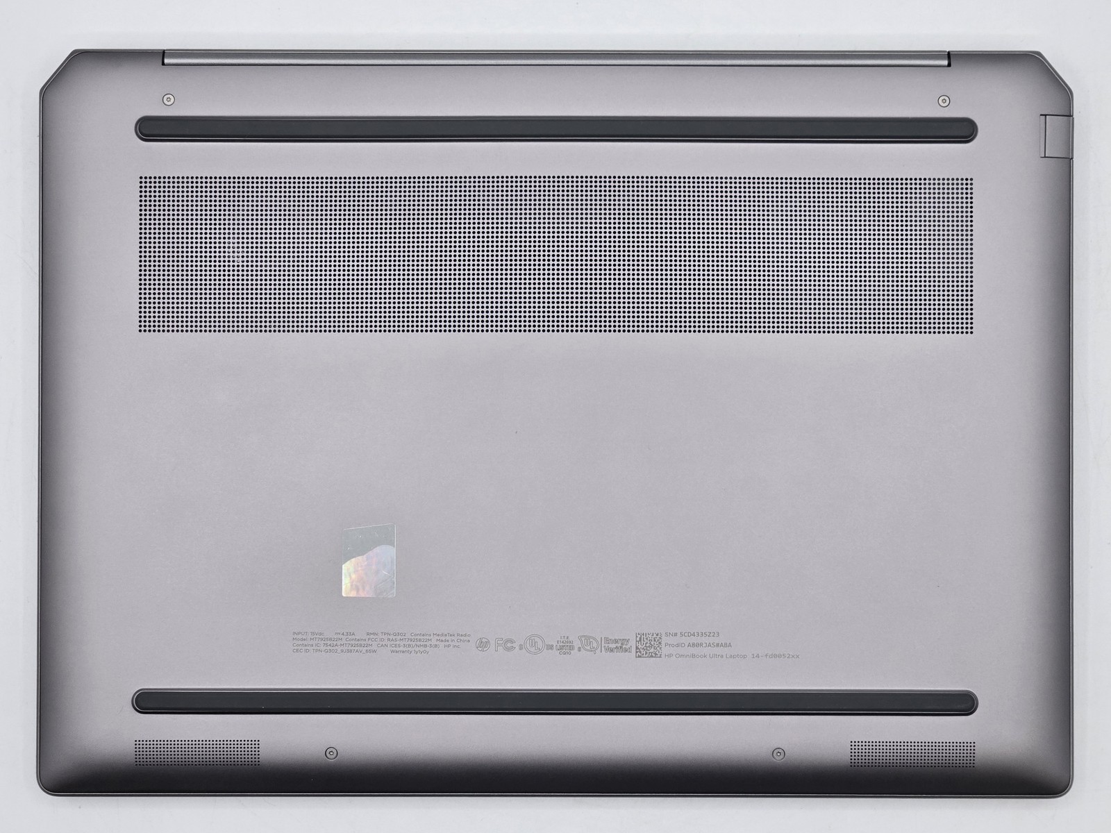 HP OmniBook Ultra 14-fd0052xx 14″ 2240 x 1400 Touch RYZEN AI 9 365 1TB 16GB W11P