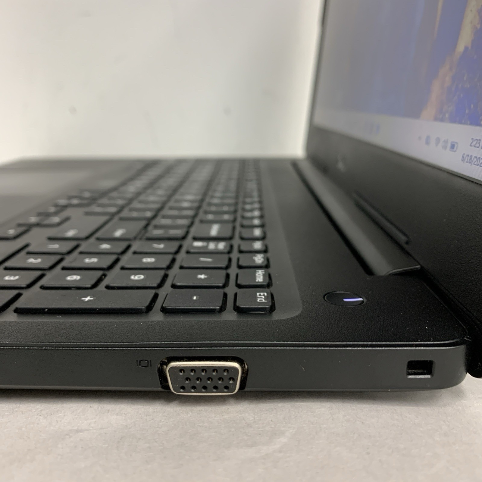 Dell Latitude 3590 15.6″ Core i5-8250U 8GB RAM 512GB HDD Win11 Pro