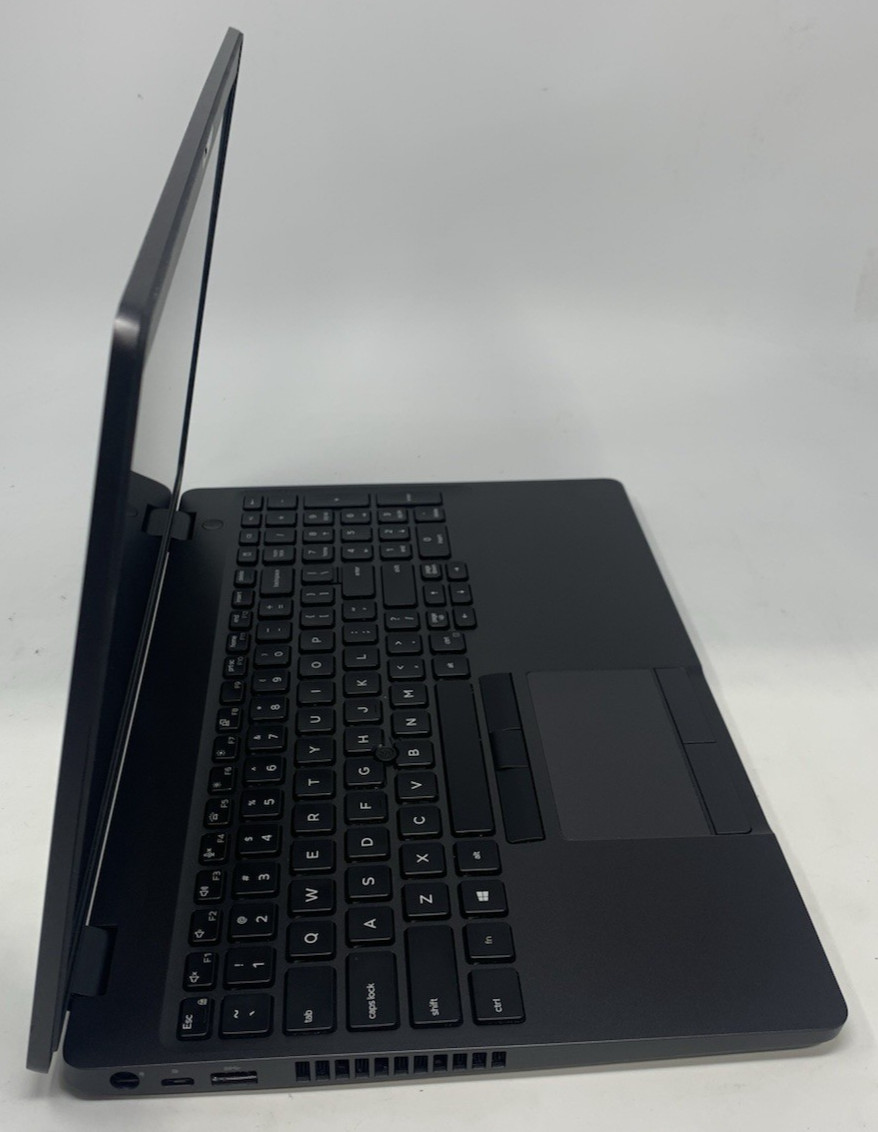 Dell Latitude 5580 15.6″ i5-7300U 2.6GHz 512GB SSD 8GB DDR4 Black Laptop C/S2