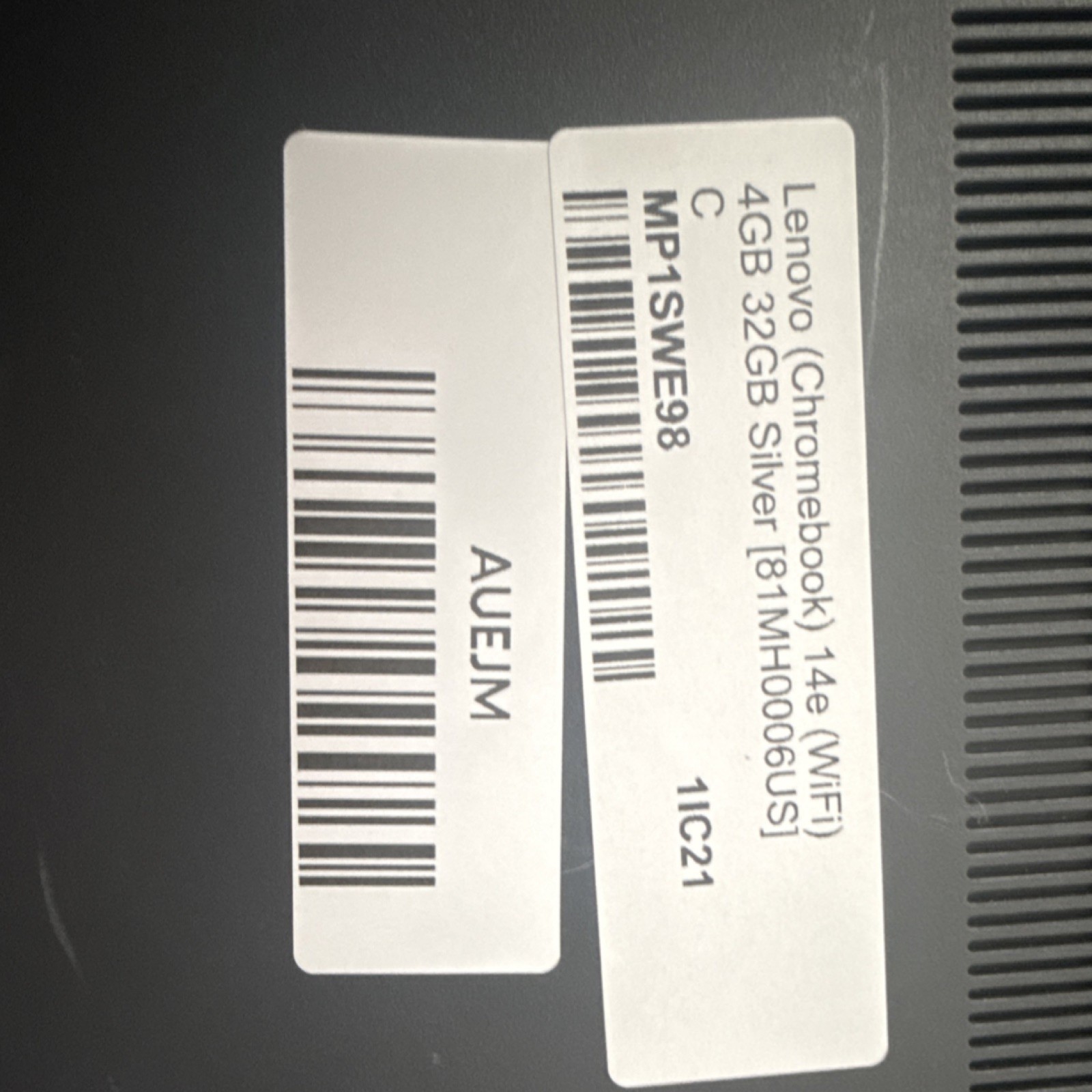 Lenovo 14e Chromebook 81MH0006US 14″ 4GB 32GB SSD Silver Chrome OS Laptop