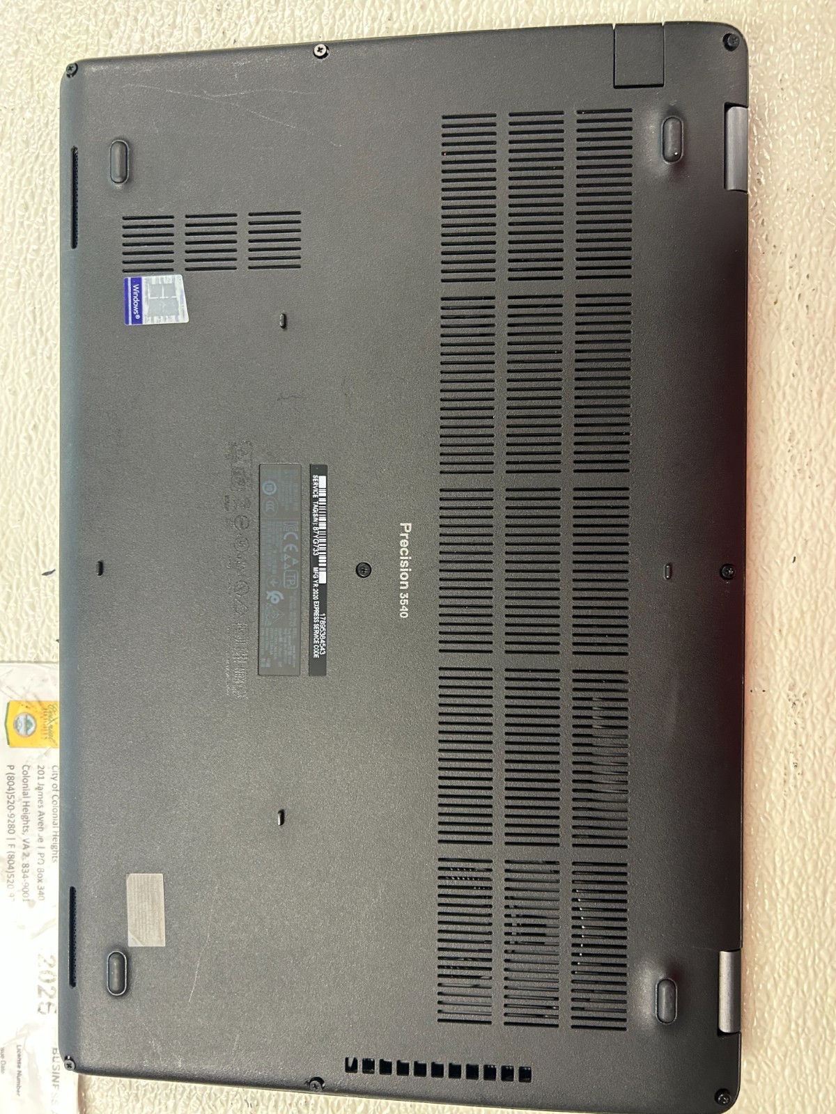 Dell Precision 3540 15.6″ i5-8365U 8GB 128GB SSD Win 11 Pro Office 2021 Backlit
