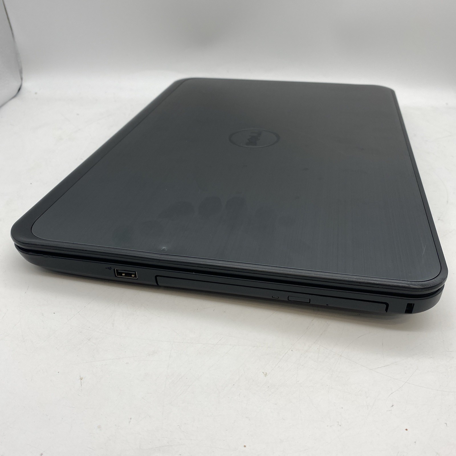 Dell Latitude 3540 15″ Laptop Intel Core i3-4th, 8GB Ram, No Drive, No OS (Q4)
