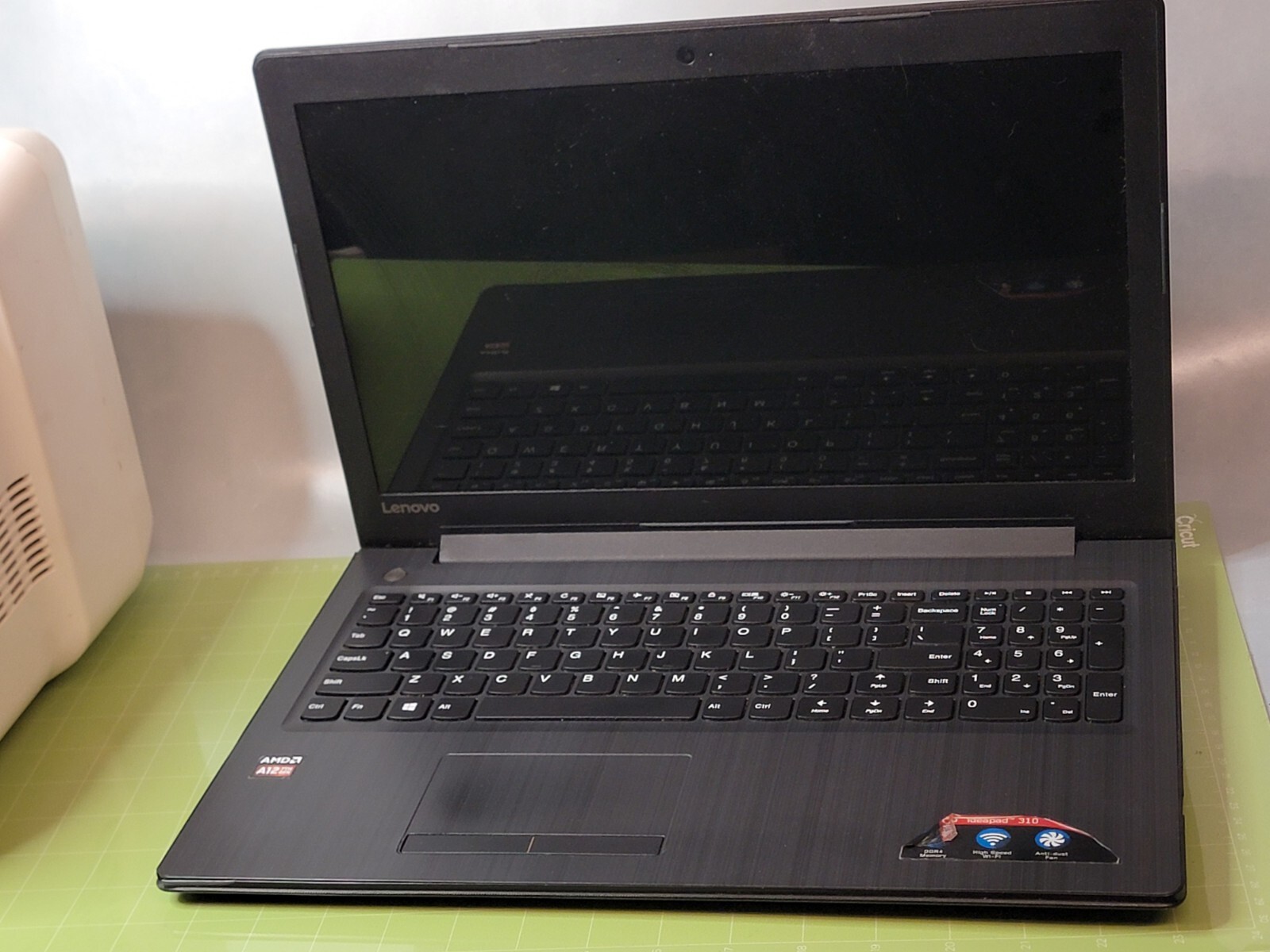 Lenovo IdeaPad 310-15ABR 15.6″ HD | No HDD | READ