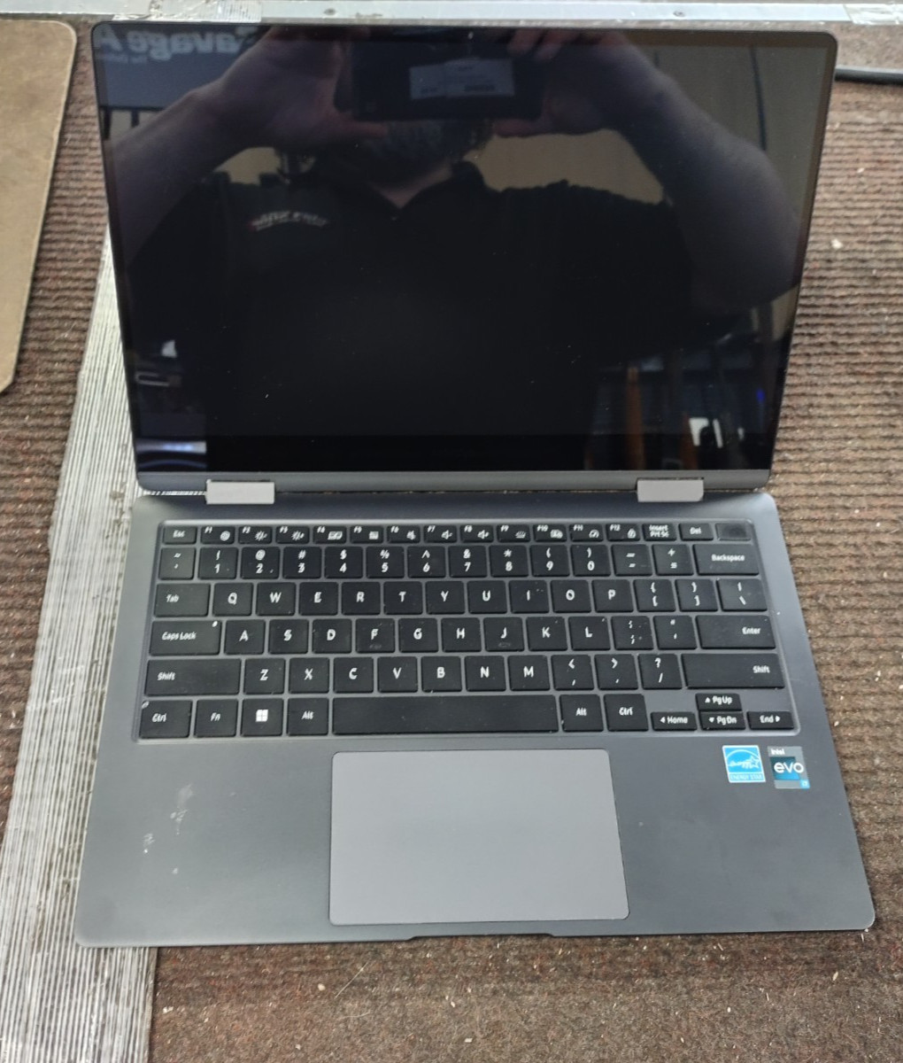 Galaxy Book2 360, 13″, Intel® Core™ i7, 512GB, Graphite