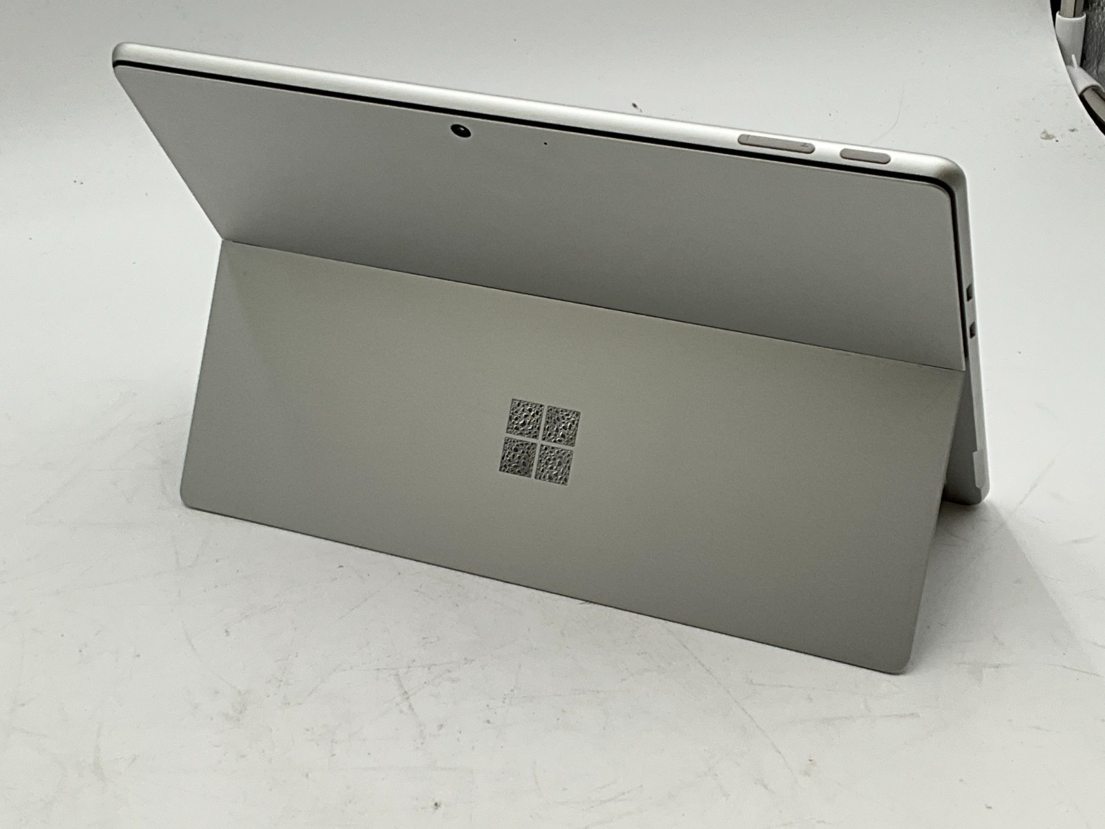 Microsoft Surface Pro 9 13″ TOUCH i7/32/1TB 0F00TZL22293BF NO OS *READ* QLP-000