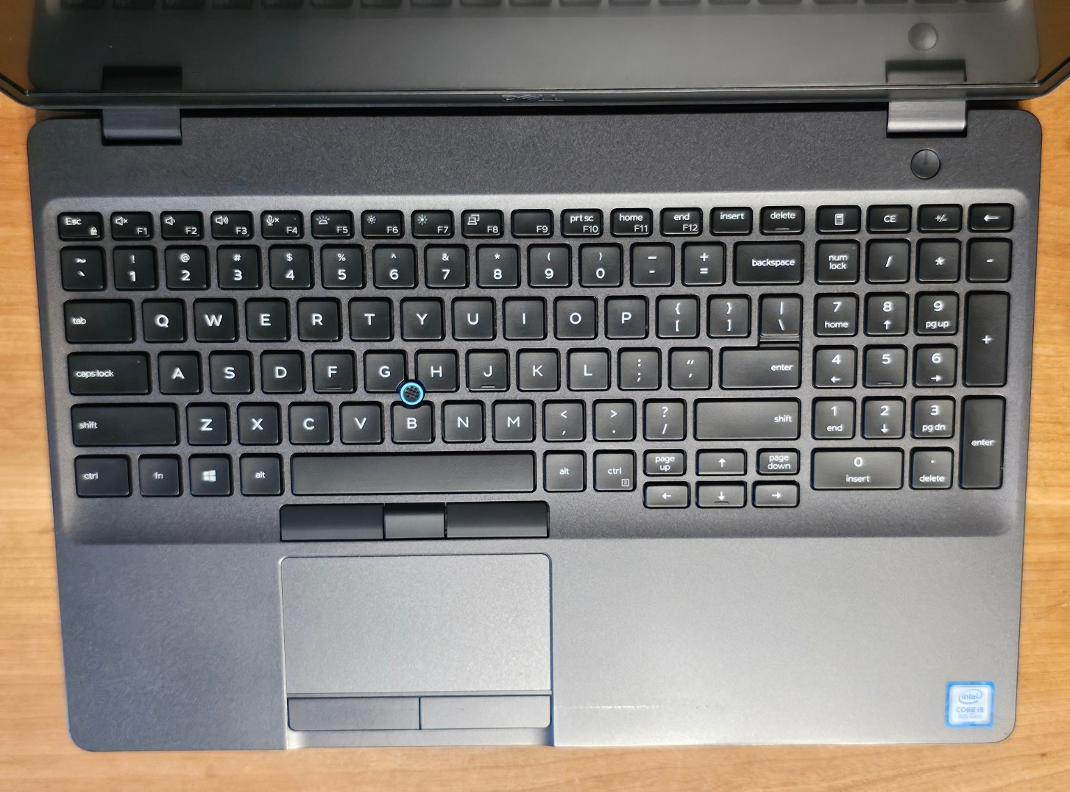 Good Dell Latitude 5500 i5-8265U 1.6GHz 8GB RAM 256GB NVMe Full HD AC & Battery