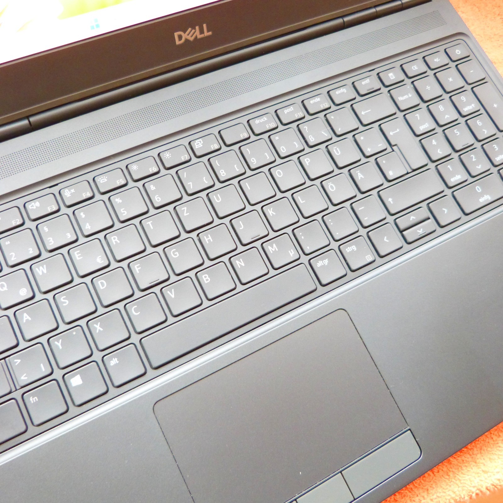 Dell 7560 ELITE WORKSTATION 15″ L 96GB RAM EXTREME SSD Windows 11 i5 11GEN