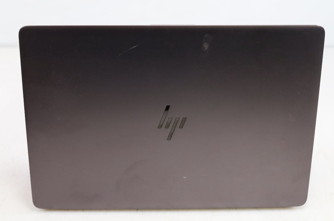 HP ZBook Studio G4 15.6″ Intel i7-7700HQ 8GB DDR4 256GB SSD No COA OS