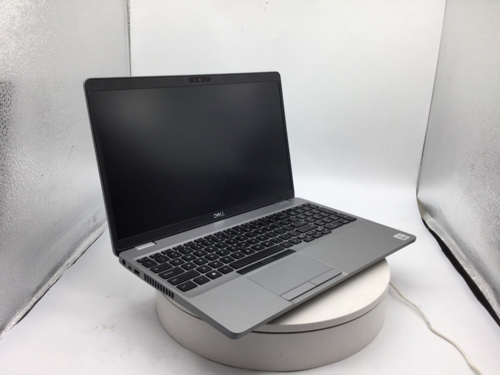 Dell Latitude 5510 15.6″ Laptop 16GB RAM 256GB SSD Windows 11 Pro Used READ