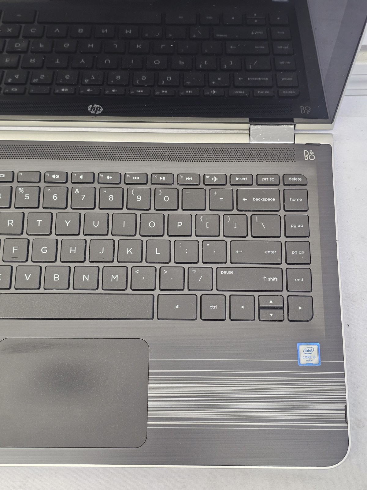 HP Pavilion x360 m3 Laptop – i3 6100u – 6GB RAM – 500GB HDD – BAD SCREEN WIN 10