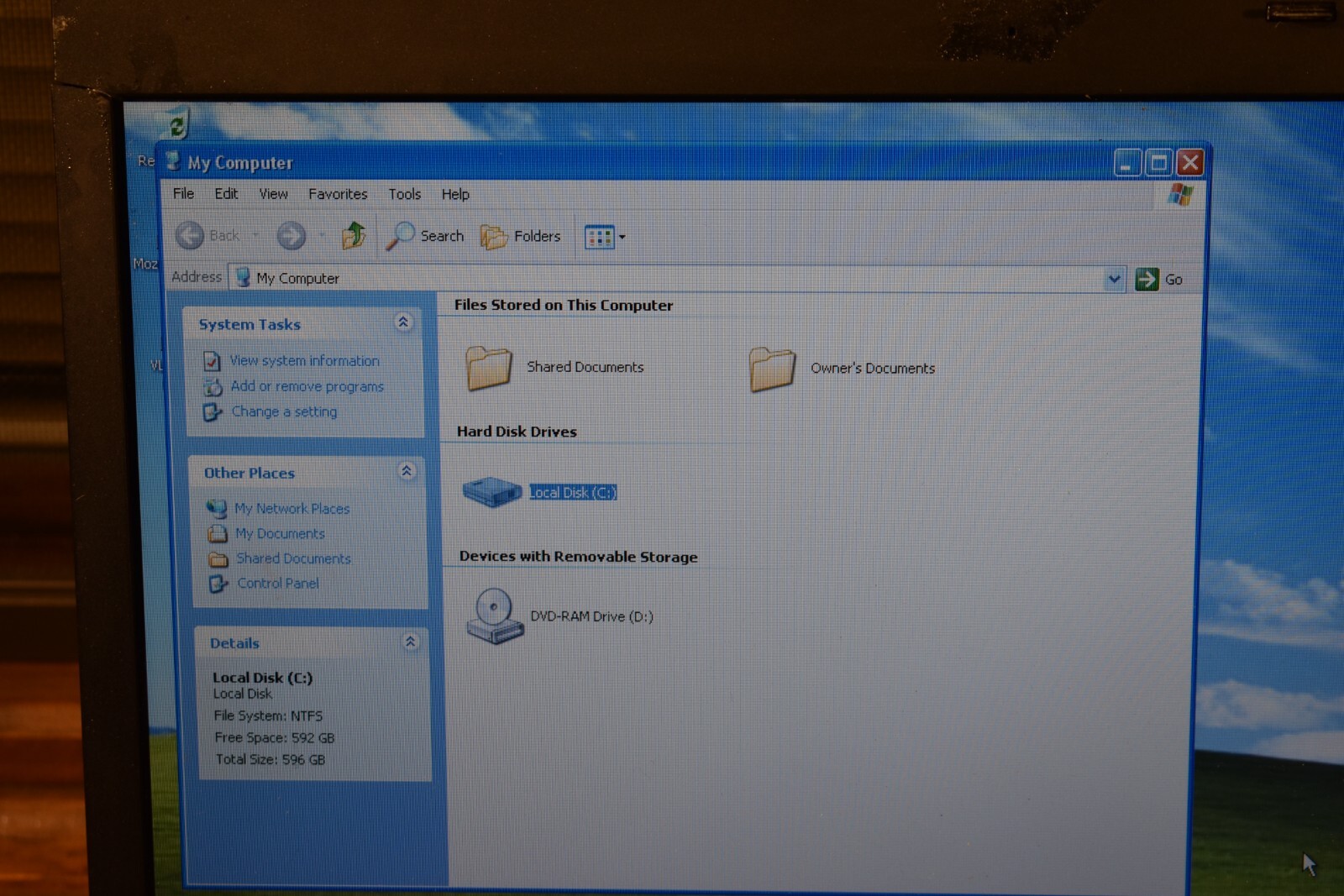 Dell Latitude E6500 Core 2 Duo T9900 3.06GHz 640GB Windows XP NVidia NVS 160M