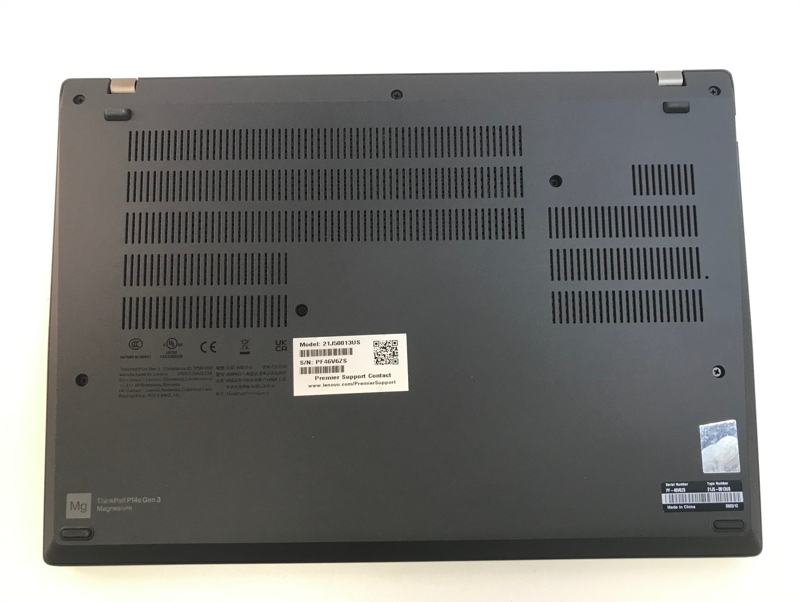 Lenovo ThinkPad P14s Gen 3 21J50013US – AMD Ryzen 7 PRO, 32GB RAM, 1TB SSD